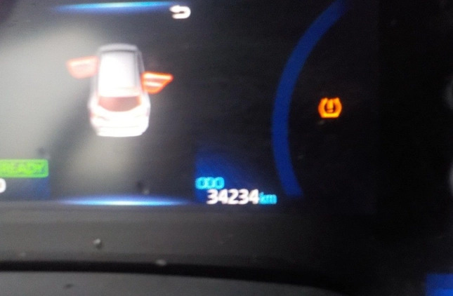 Toyota Corolla cena 37900 przebieg: 34234, rok produkcji 2021 z Ćmielów małe 407